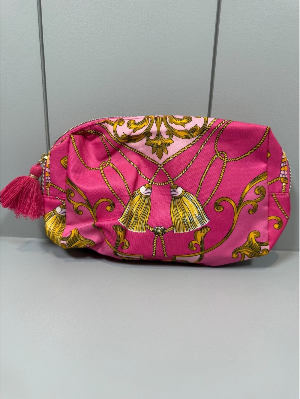 Estée Lauder Pink and Gold Tassel Print Cosmetic Bag